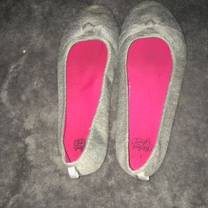 GIRLS SLIP ONS
